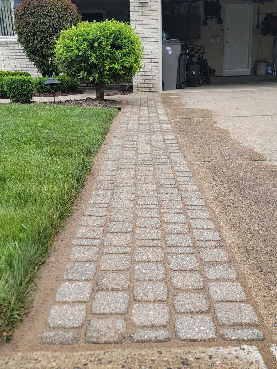 brick-pavers-driveway-after